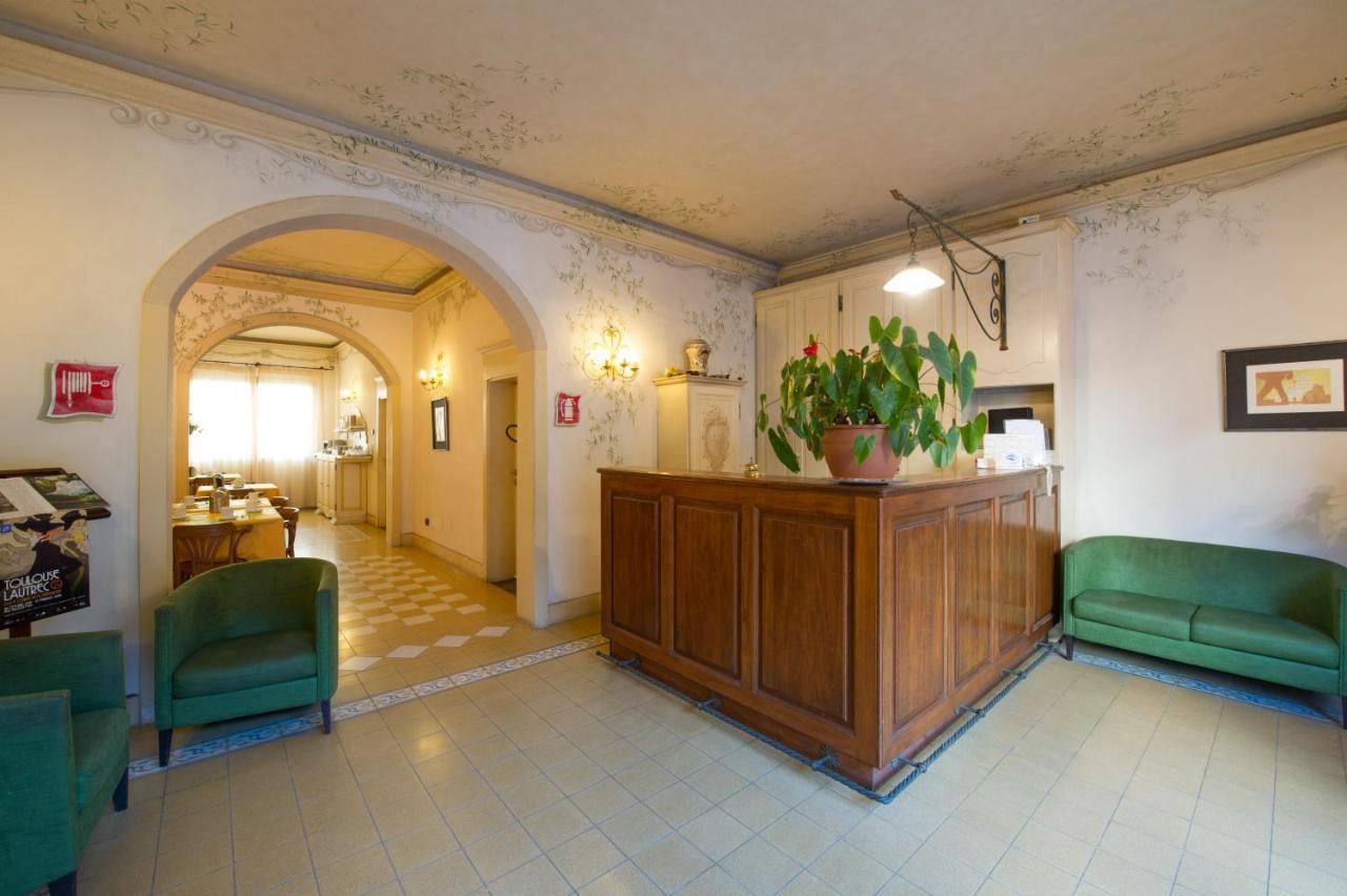 Hotel Moderno Пиза Екстериор снимка